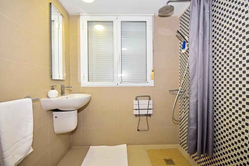 Aparthotel Ola Blanca Cala de Finestrat Quarto foto