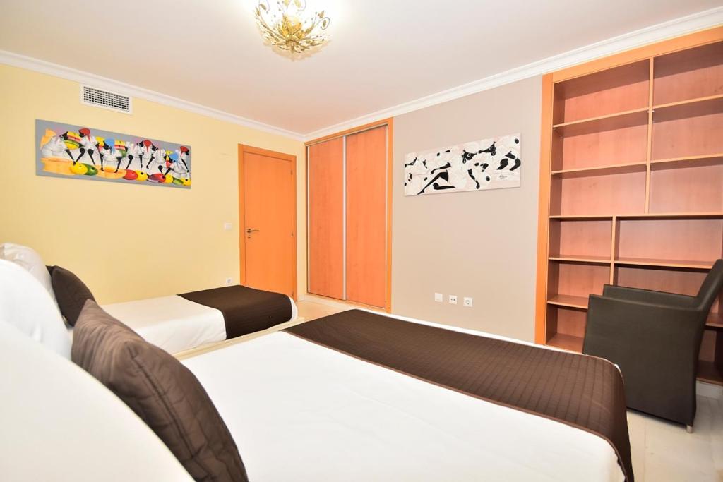 Aparthotel Ola Blanca Cala de Finestrat Quarto foto